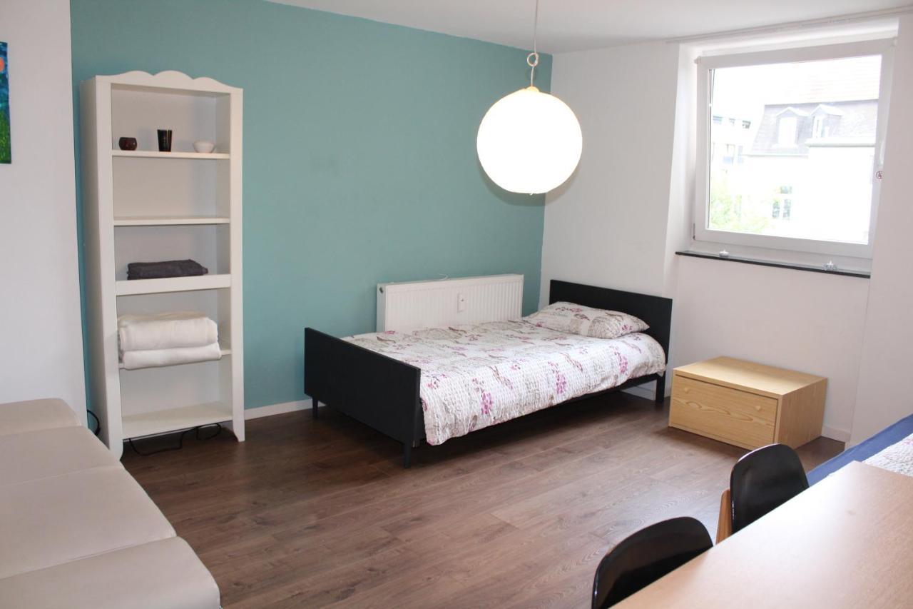 Full Flat 3 Bedrooms Saarbrucken Center -11 People Dış mekan fotoğraf