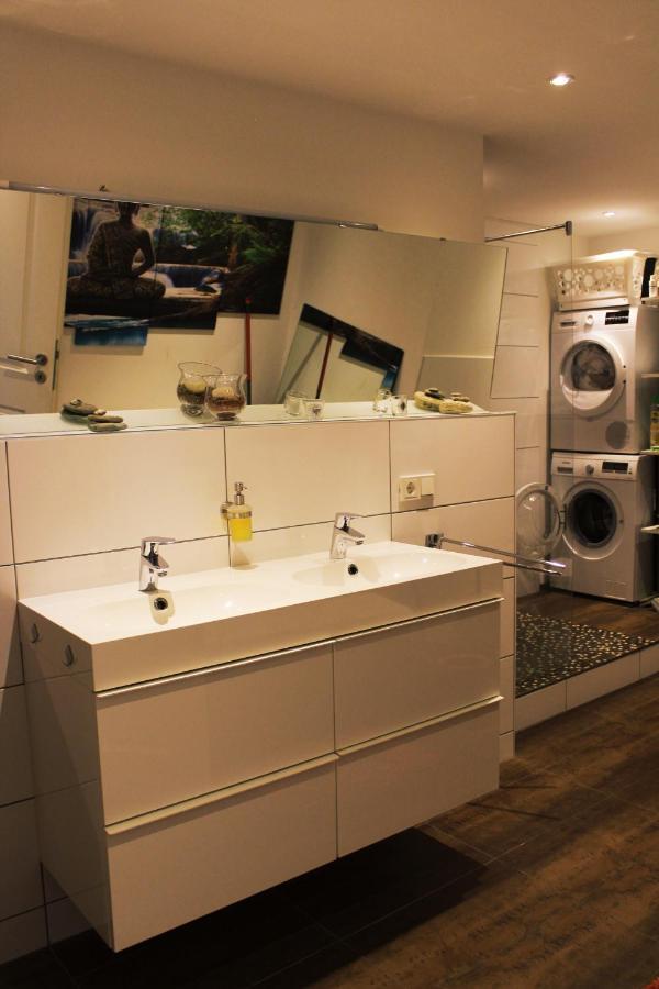Full Flat 3 Bedrooms Saarbrucken Center -11 People Dış mekan fotoğraf